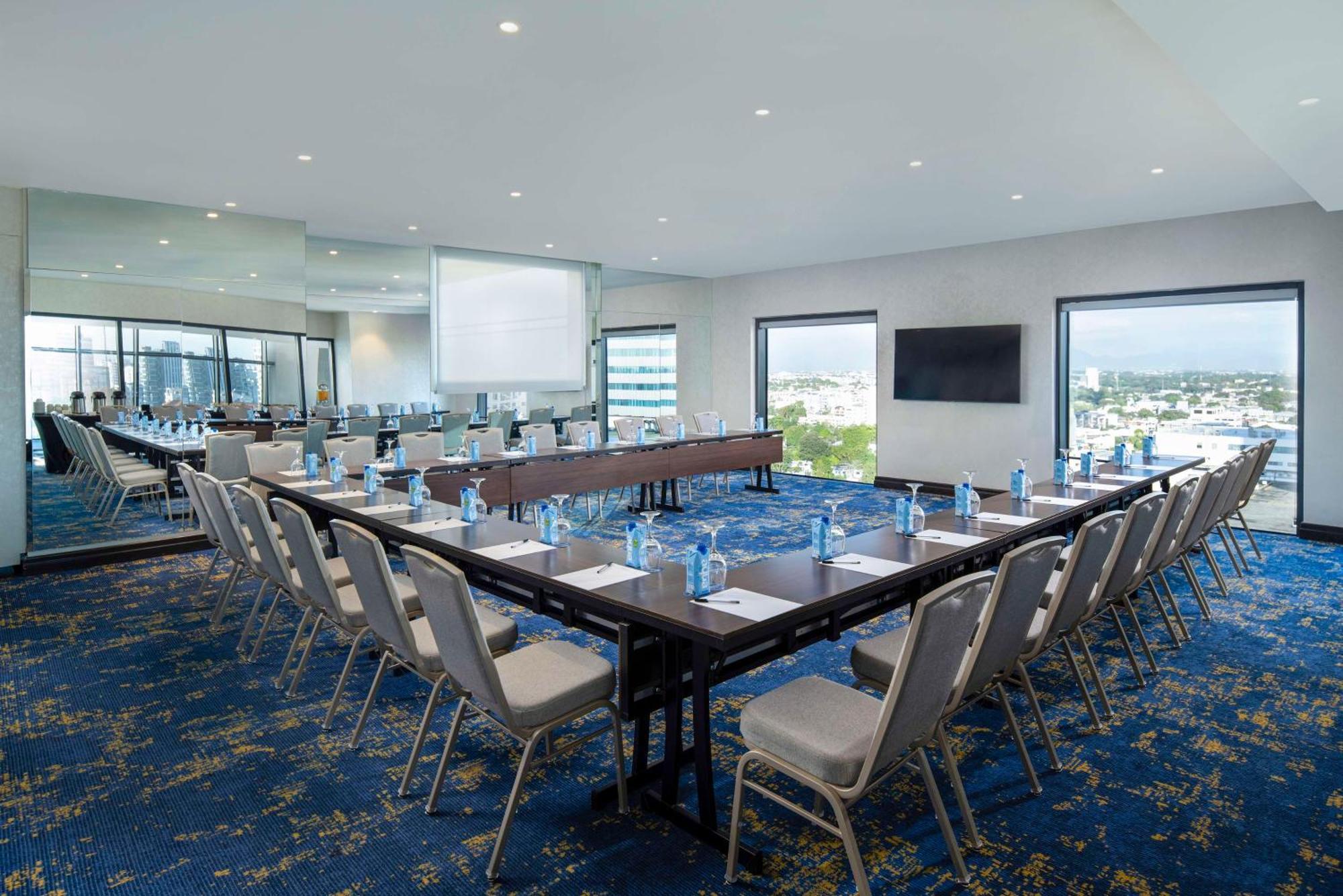 Homewood Suites By Hilton Santo Domingo Eksteriør billede